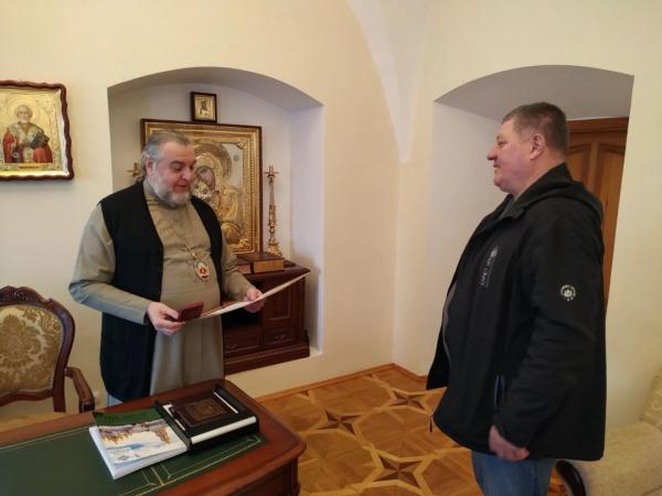 Митрополит Симеон вручив церковні нагороди представникам релігійних громад Вінницького району