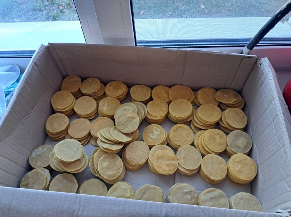 На Вінниччині учні ліцею виготовили 2 тисячі дисків-розпалювачів для ЗСУ