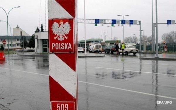 Поляки погрожують блокадою одного з ПП на кордоні