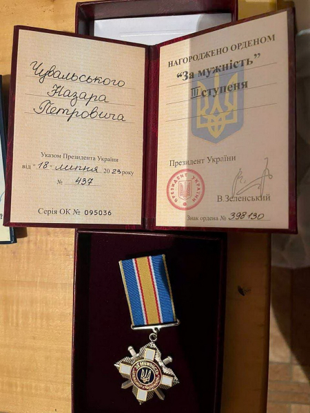 Зеленський і Залужний присвоїли високі нагороди 20-річному воїну з Вінниччини