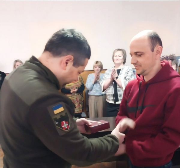 Захисника з Вінниччини нагородили орденом «За мужність» ІІІ ступеня