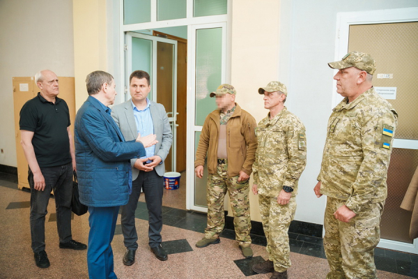 З Вінниці прикордонникам передали 240 FPV-дронів, «мавіки» та тепловізори