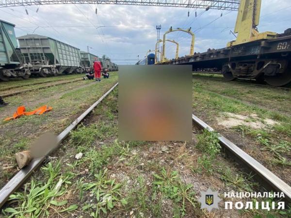 У Козятині працівник потрапив під залізничний вагон, чоловік загинув