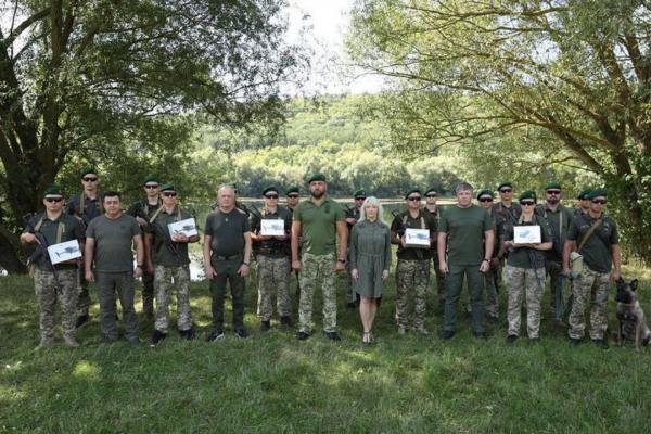 Прикордонникам Могилів-Подільського загону передали «мавіки»