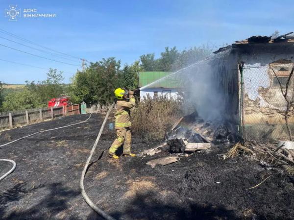 У трьох громадах області горіли житлові будинки та господарча будівля