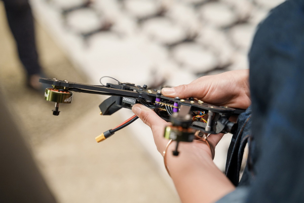 Вінниця передала 400 FPV-дронів спецпідрозділу «Артан» та прикордонникам