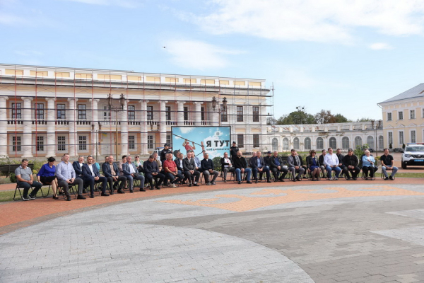 Службові авто та помпові рушниці отримали поліцейські офіцери громад Вінниччини