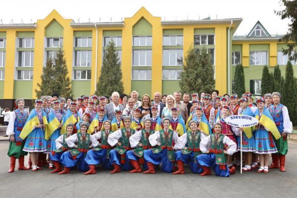 У Стрижавській громаді відкрили оновлений ліцей в рамках «Програми з відновлення України»