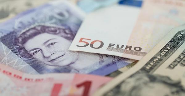 Курс валют на 16 травня: скільки коштують долар, євро і злотий