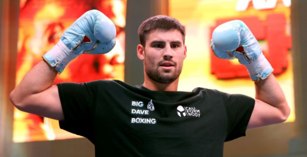 Українець Новицький нокаутував перуанця Зегарру та захистив титул WBC International