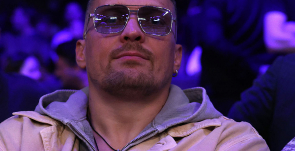 Усик: Амосов – майбутній чемпіон UFC. Дейна, брате, відправ йому контракт