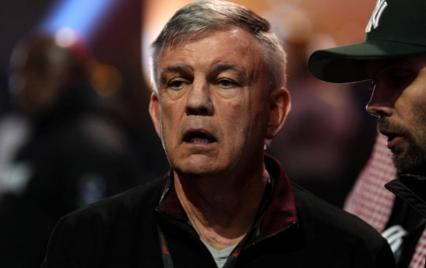 Тренер здивував вибором суперника для Усика