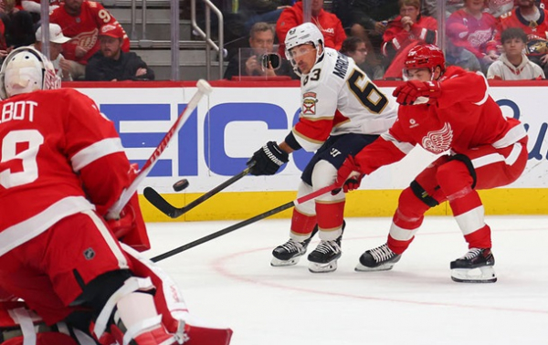 НХЛ: Чикаго переміг Сент-Луїс у запеклому матчі