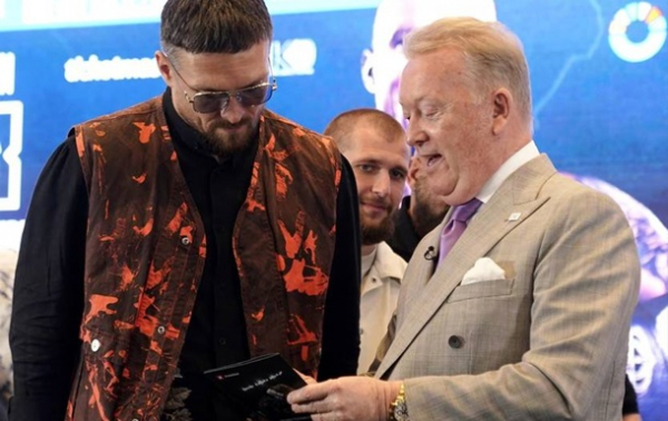 Промоутер розкрив, які кроки може зробити Усик Промоутер розкрив, які кроки може зробити Усик