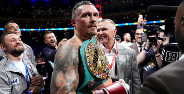 Атлас: Можливо, Усик захоче зробити щось інше, за межами своєї звичної сфери. Частина цього – бій з Алексом Перейрою Атлас: Можливо, Усик захоче зробити щось інше, за межами своєї звичної сфери. Частина цього – бій з Алексом Перейрою