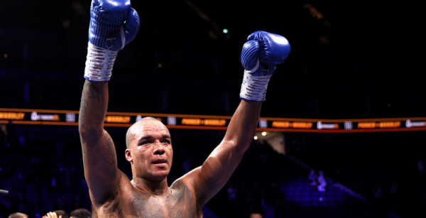 Менеджер Вордлі: Усик провів кілька важких поєдинків і він старіє Менеджер Вордлі: Усик провів кілька важких поєдинків і він старіє