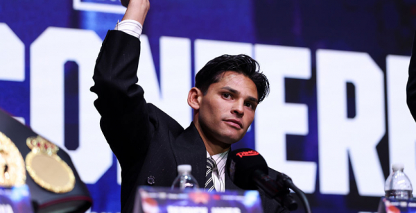 Раян Гарсія близький до укладання угоди на бій із чемпіоном WBC у напівсередній вазі Барріосом Раян Гарсія близький до укладання угоди на бій із чемпіоном WBC у напівсередній вазі Барріосом