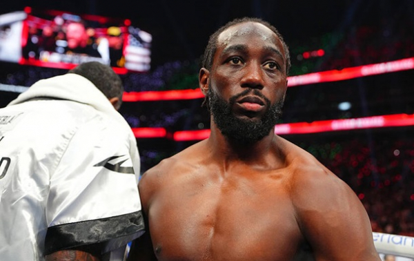 Усик висловився про поєдинок Кроуфорд - Канело