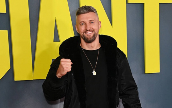 Карл Фроч висловився щодо можливого поєдинку Усик – Верховен